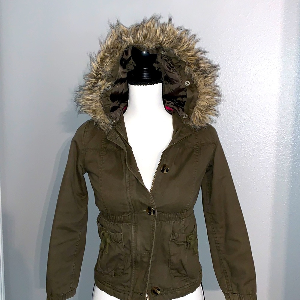 💕Girls Cherokee Faux Fur Anorak Jacket, Size M
